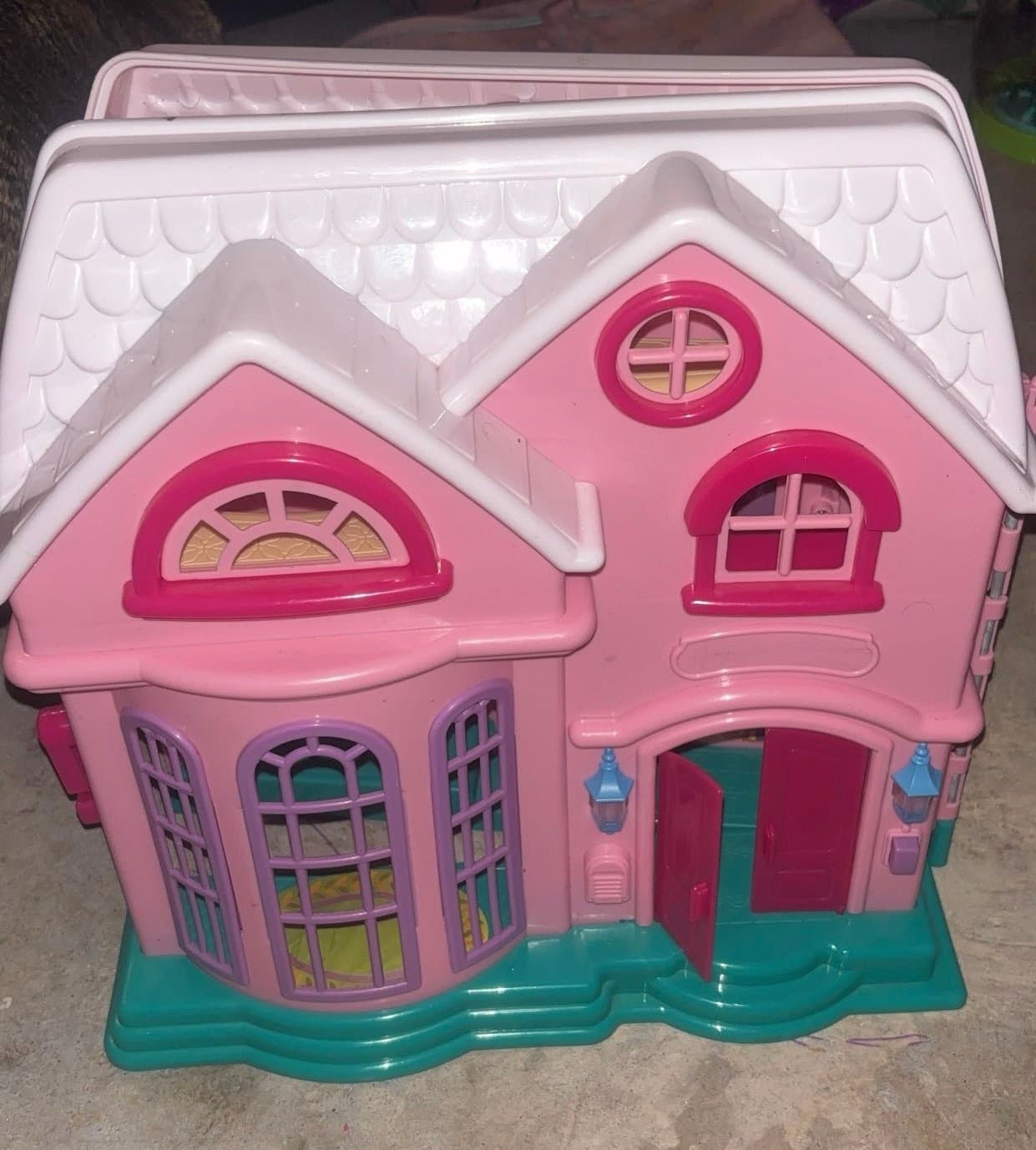 Fisher-Price Loving Family Dollhouse — image 1 of 3