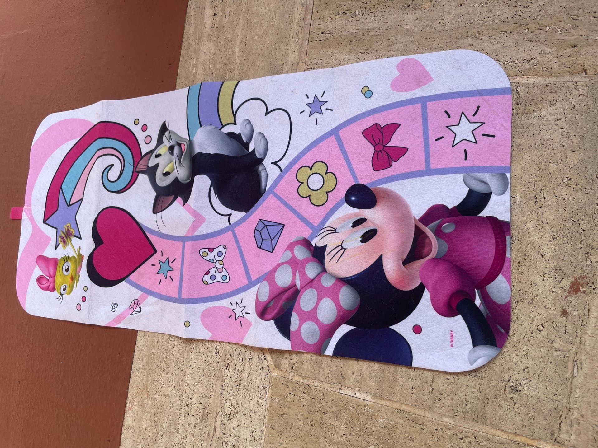 Minnie mouse tent  — image 1 of 2