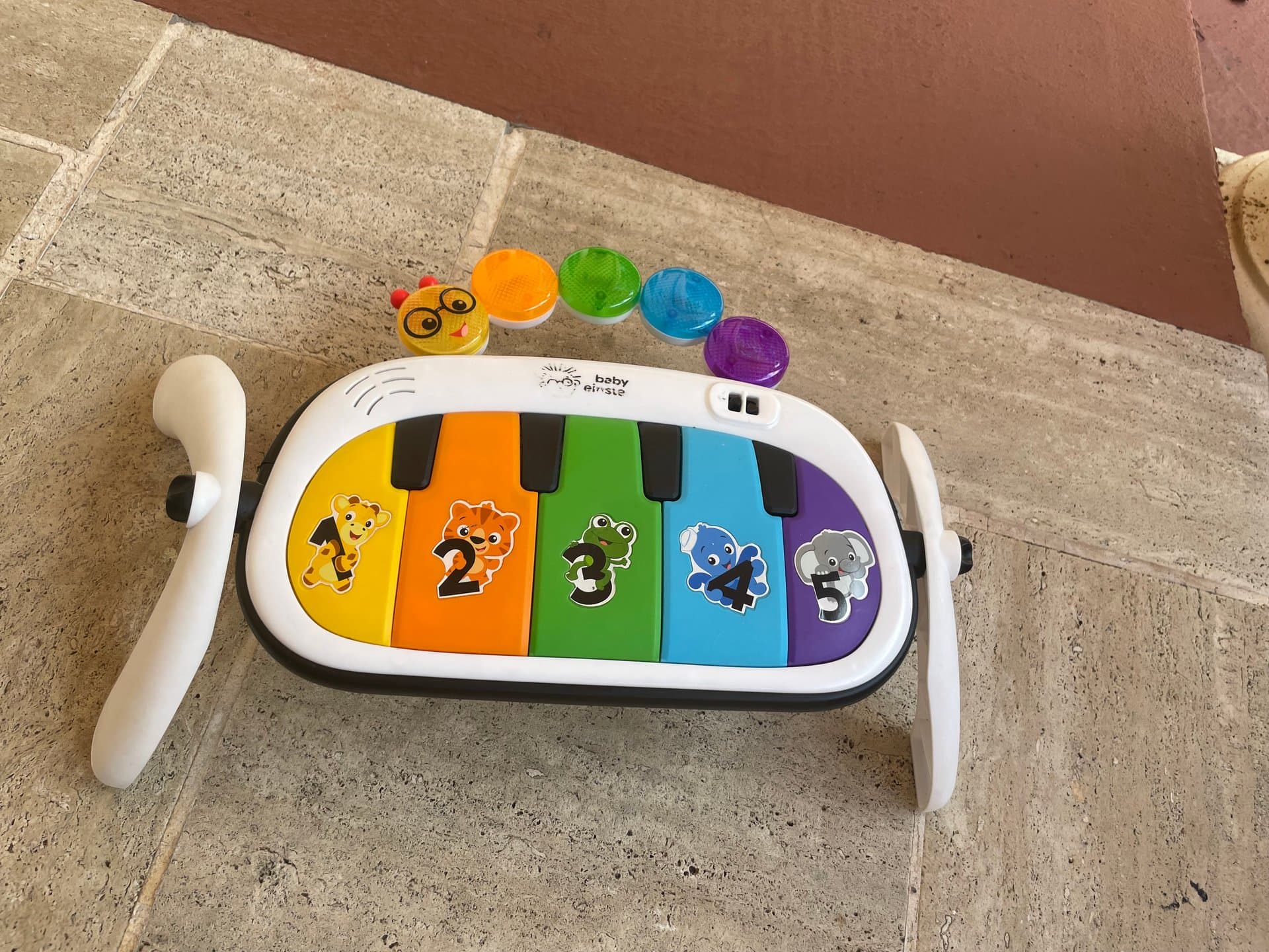 Eisten musical keyboard  — image 1 of 1