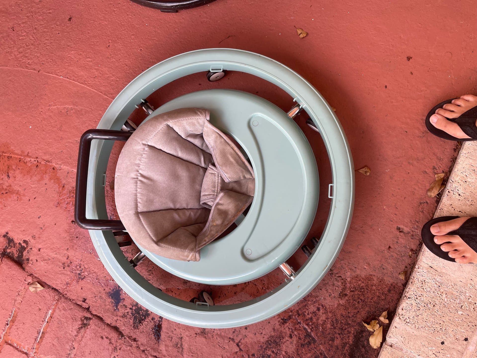 Baby walker  — image 1 of 1