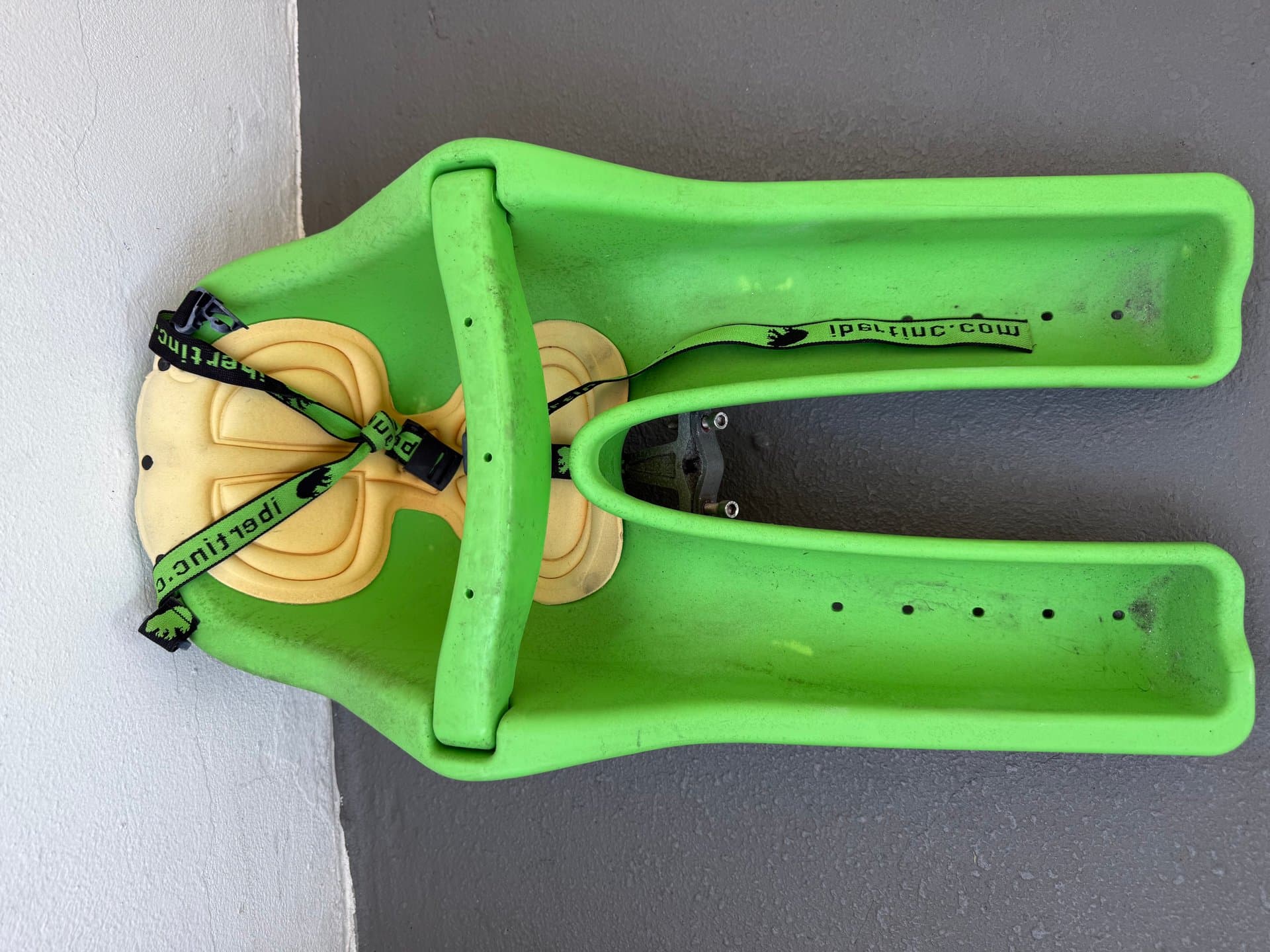 iBert Safe-T-Seat — image 1 of 2