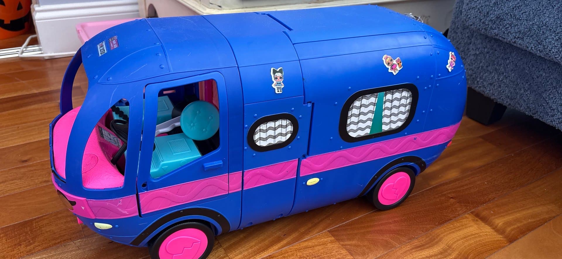 L.O.L. Surprise! Glamper — image 1 of 1